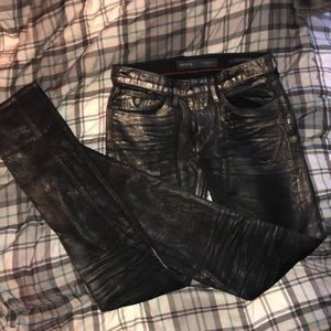 Sleek, shiny men’s jeans by Guess